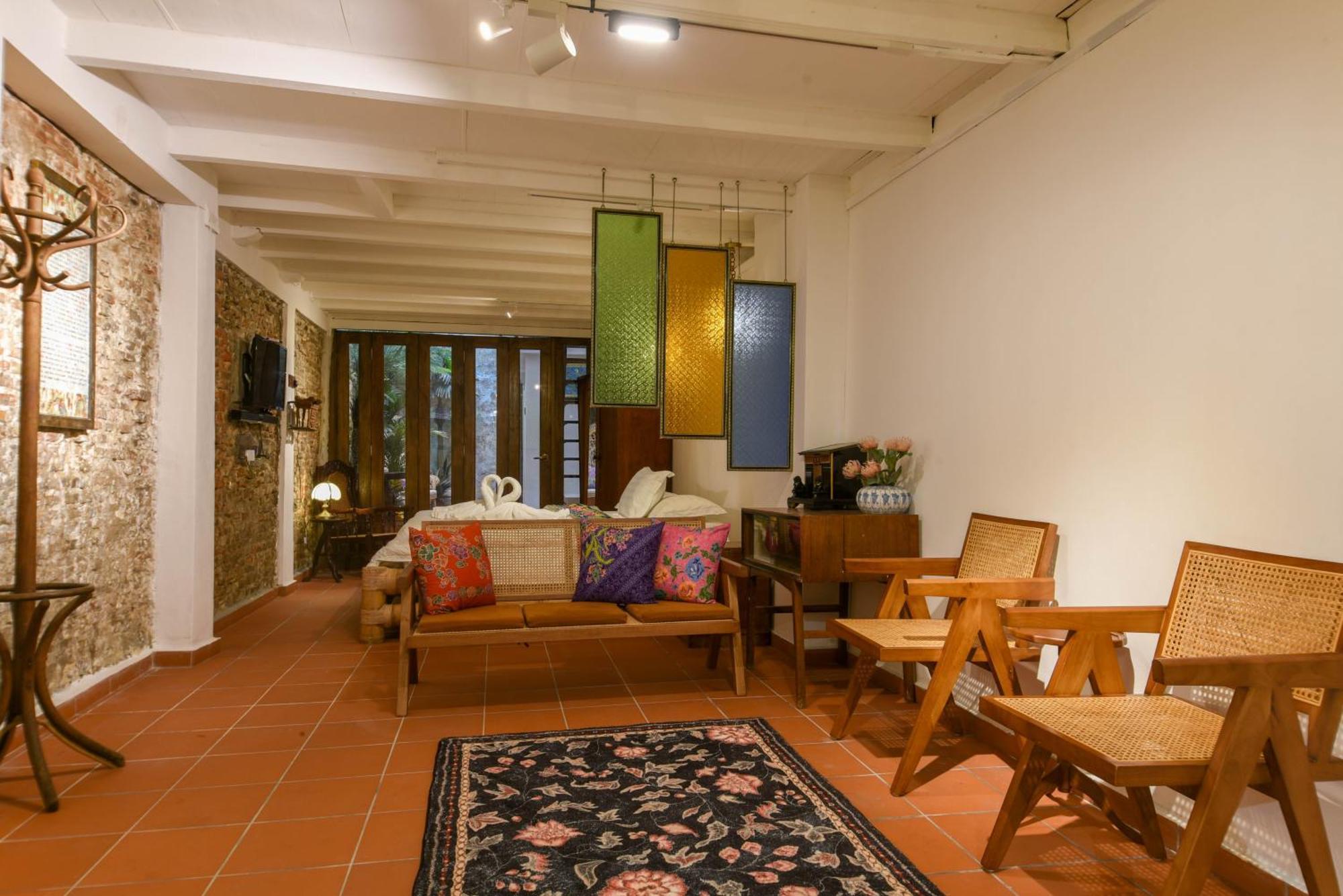 Homestay Ohana House Hq *