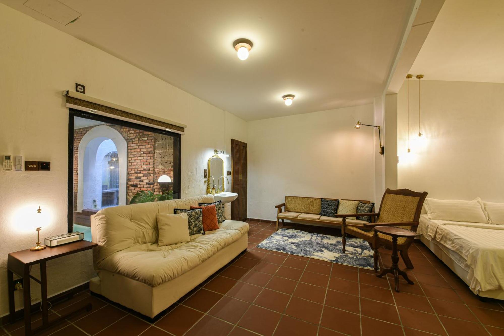 Homestay Ohana House Hq *