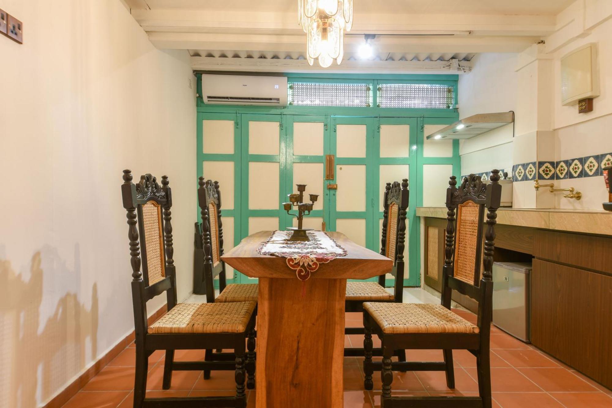 Homestay Ohana House Hq *